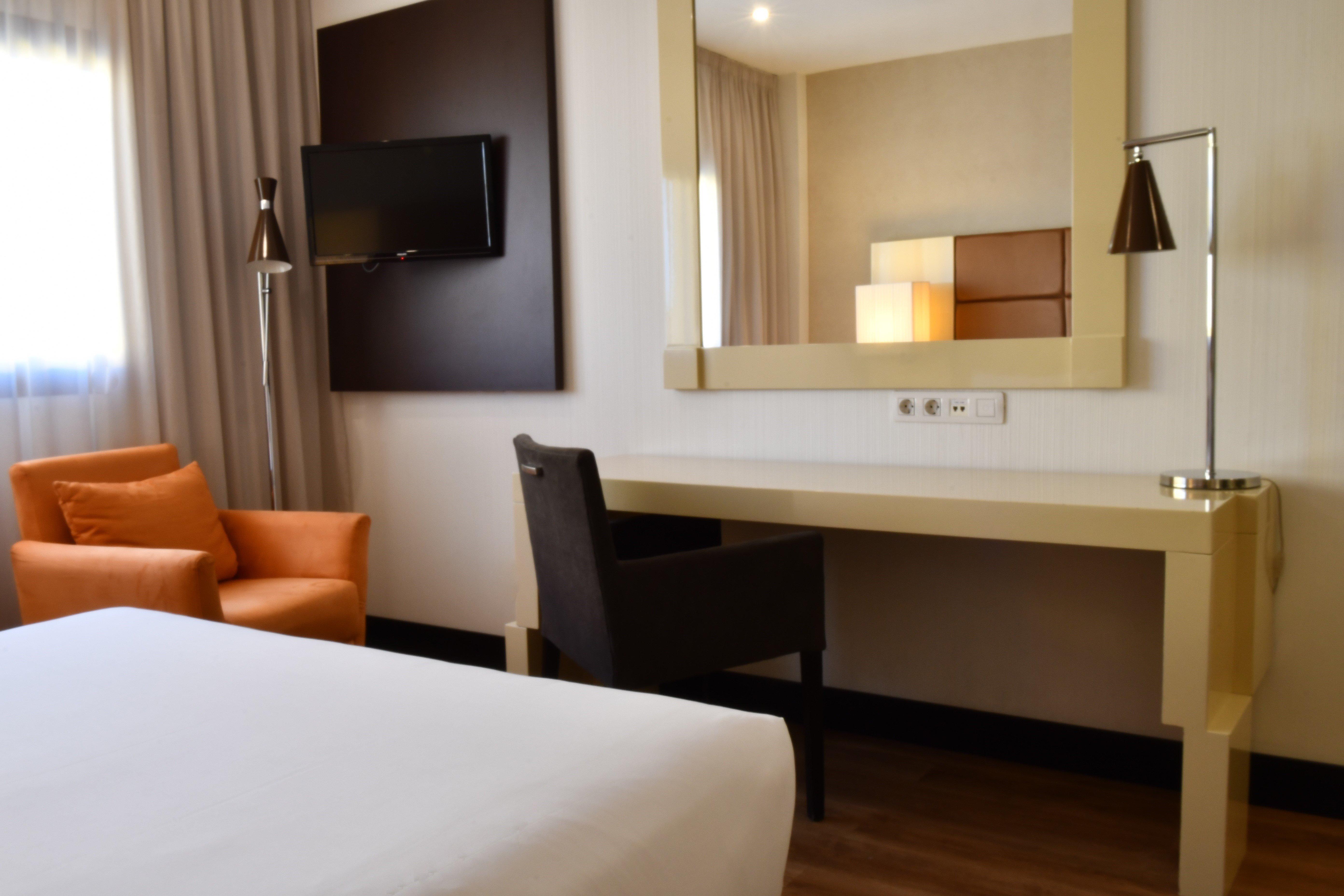 Holiday Inn Madrid - Las Tablas By Ihg Exterior photo