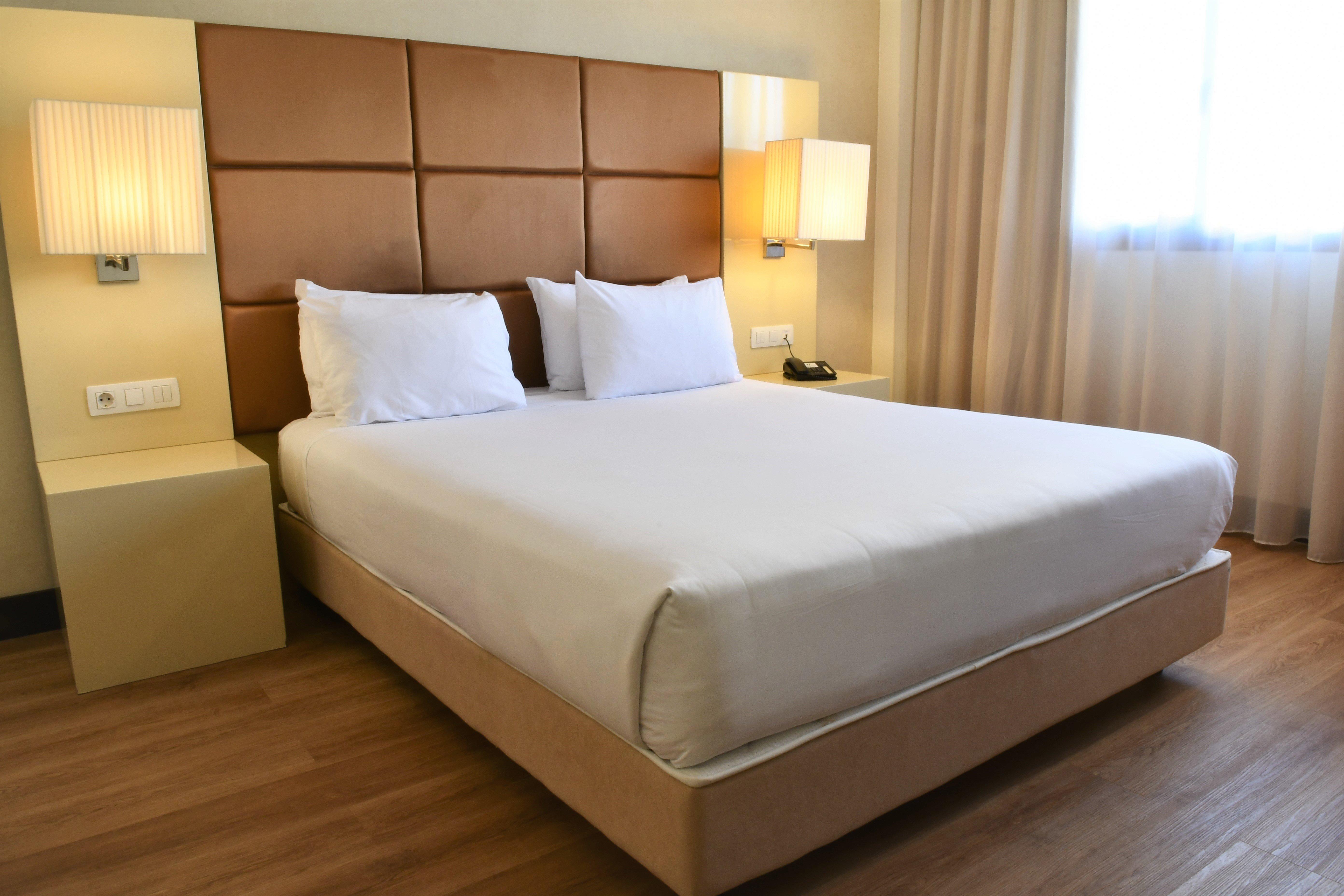 Holiday Inn Madrid - Las Tablas By Ihg Exterior photo